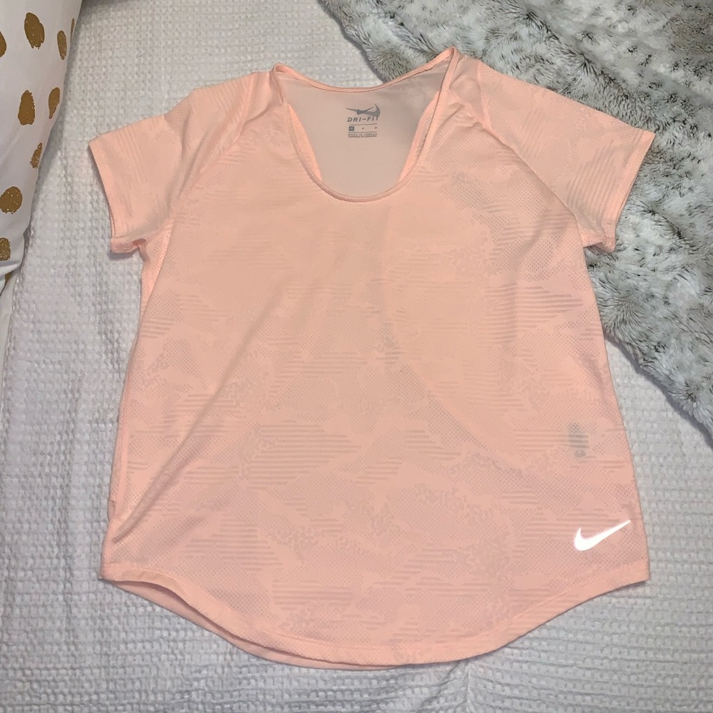 Nike Short Sleeve Top